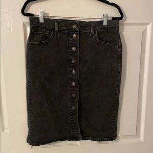 Levi's Black Knee-Length Pencil Skirt